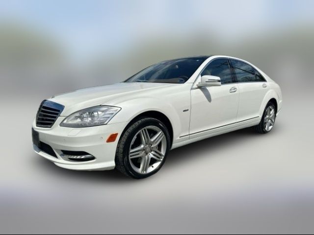 2012 Mercedes-Benz S-Class 550
