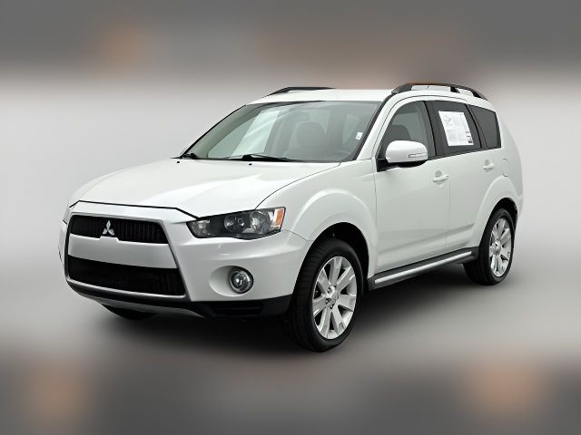 2012 Mitsubishi Outlander SE