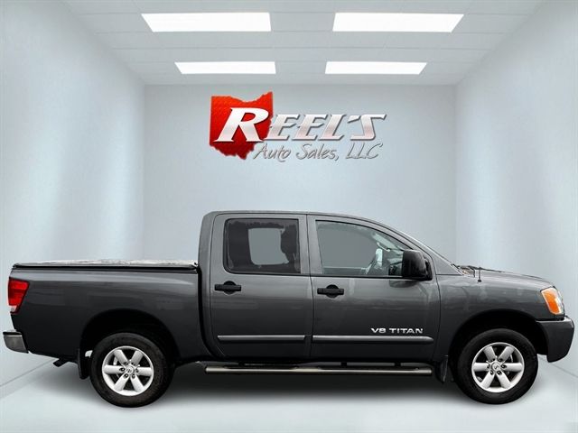 2012 Nissan Titan SV