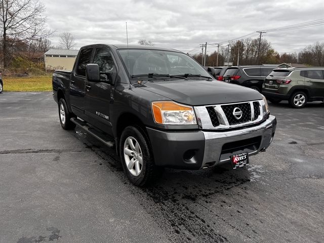 2012 Nissan Titan SV