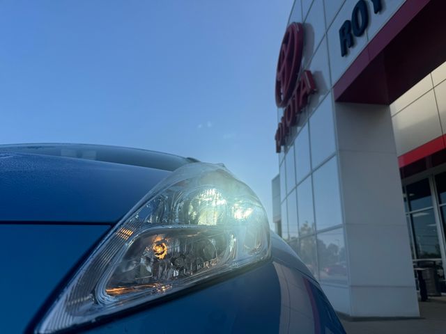 2012 Nissan Leaf SL