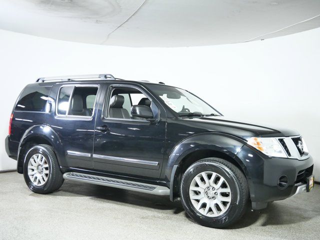 2012 Nissan Pathfinder LE