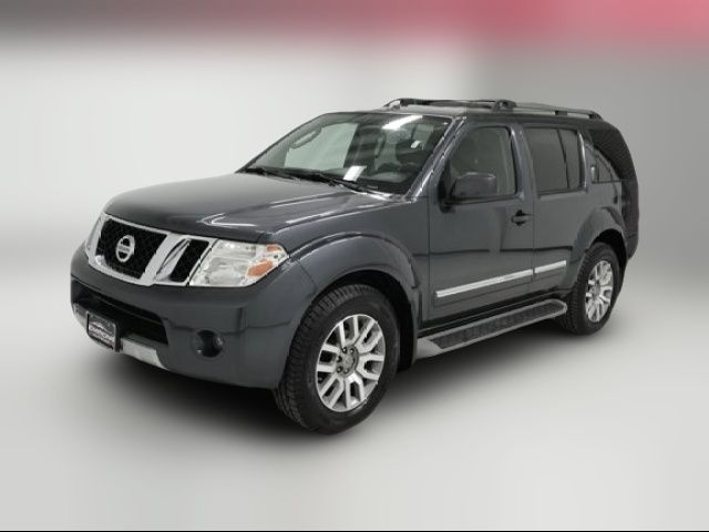 2012 Nissan Pathfinder LE