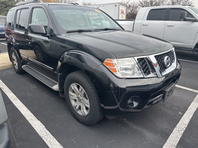 2012 Nissan Pathfinder Silver Edition