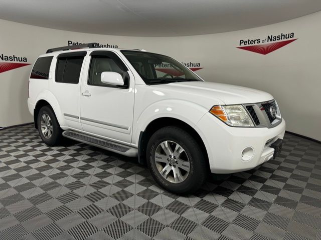 2012 Nissan Pathfinder Silver Edition