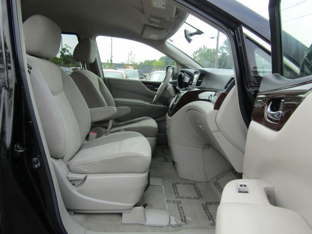 2012 Nissan Quest SV