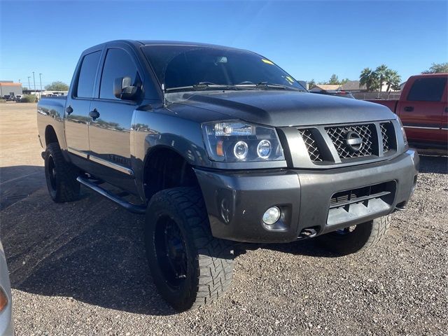 2012 Nissan Titan SV