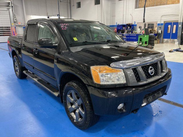 2012 Nissan Titan SV