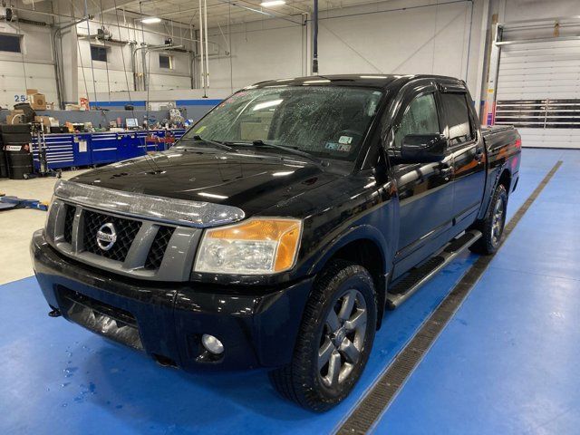 2012 Nissan Titan SV