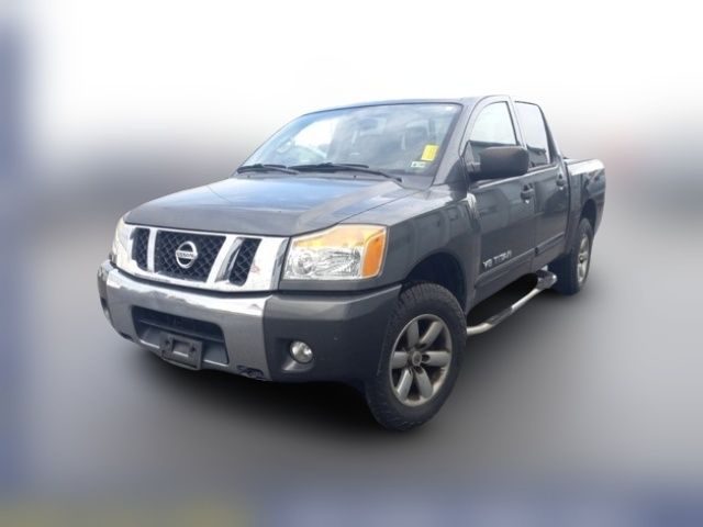 2012 Nissan Titan SV