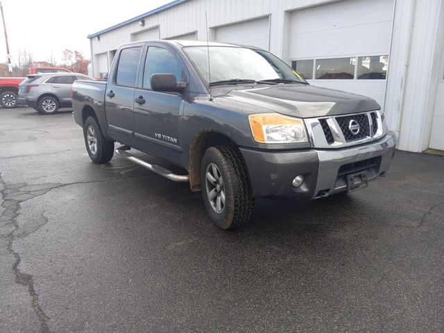 2012 Nissan Titan SV