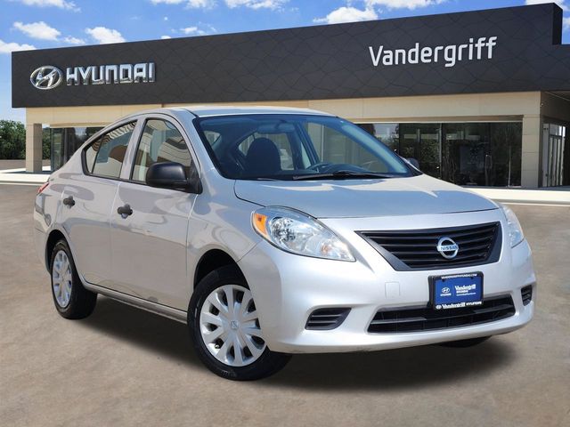 2012 Nissan Versa S