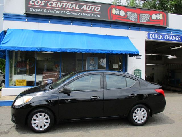 2012 Nissan Versa S