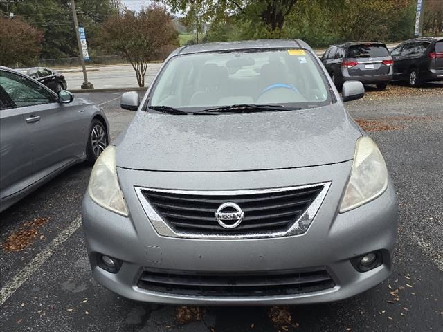 2012 Nissan Versa SL