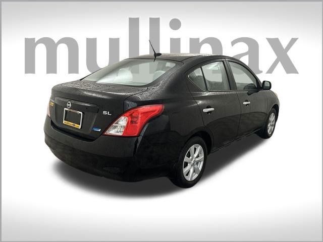 2012 Nissan Versa SL