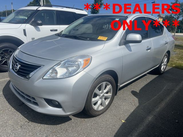 2012 Nissan Versa SL