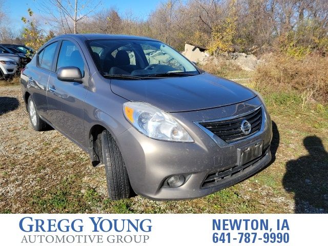 2012 Nissan Versa SL