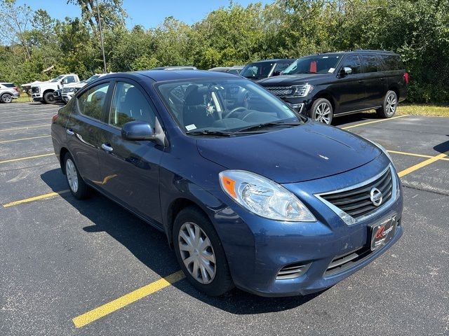 2012 Nissan Versa SV