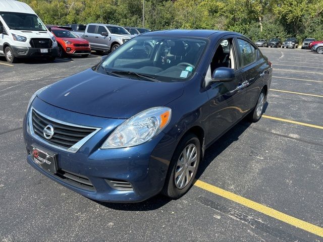 2012 Nissan Versa SV