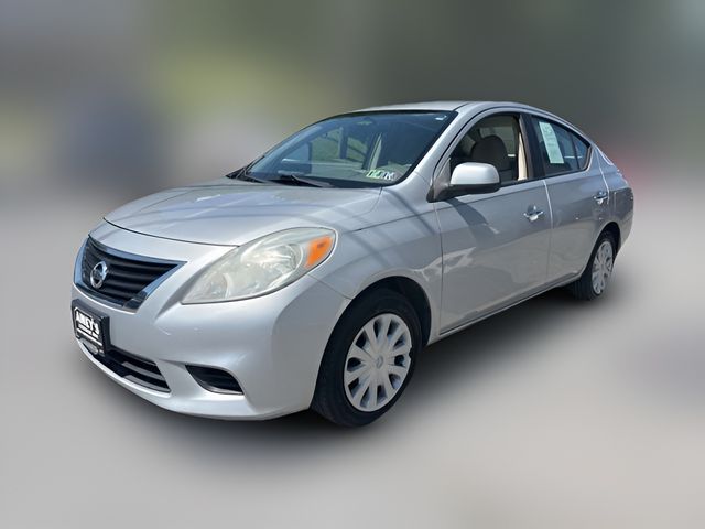 2012 Nissan Versa SV