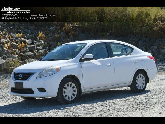 2012 Nissan Versa SV