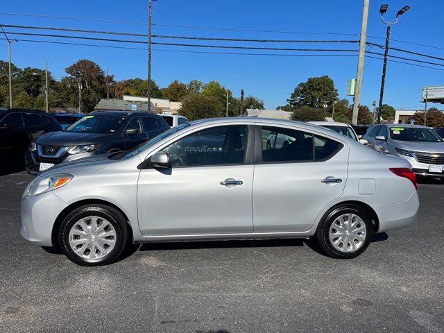 2012 Nissan Versa SV