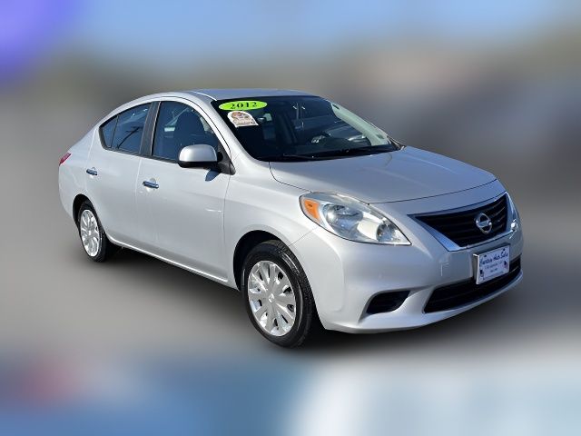 2012 Nissan Versa SV