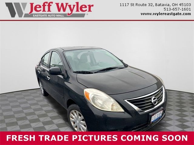 2012 Nissan Versa SV