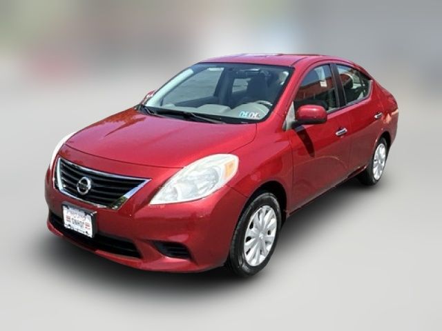 2012 Nissan Versa SV