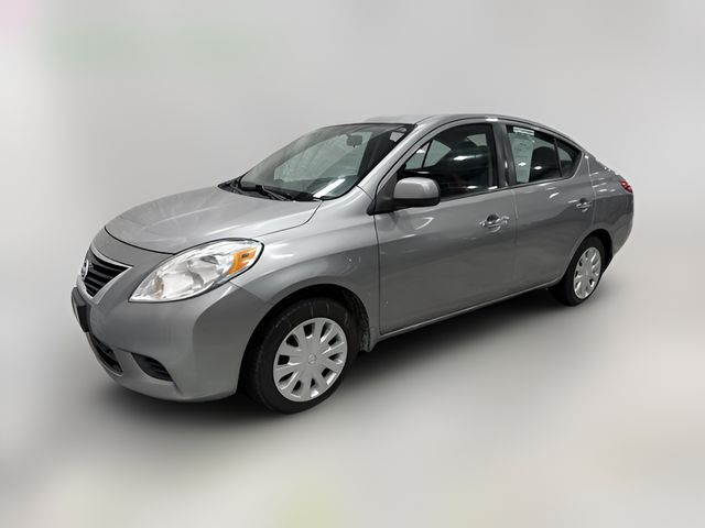 2012 Nissan Versa SV