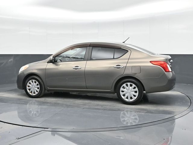 2012 Nissan Versa SV