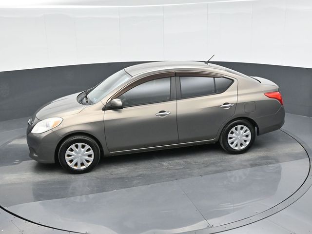 2012 Nissan Versa SV