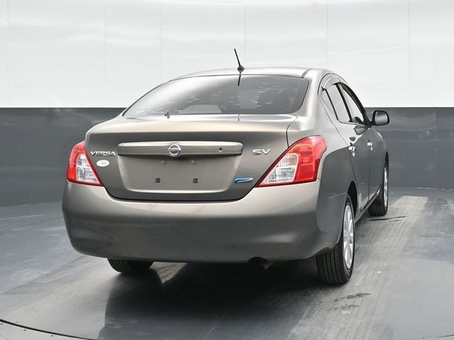 2012 Nissan Versa SV