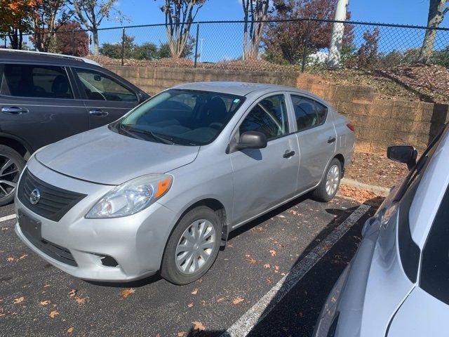 2012 Nissan Versa S