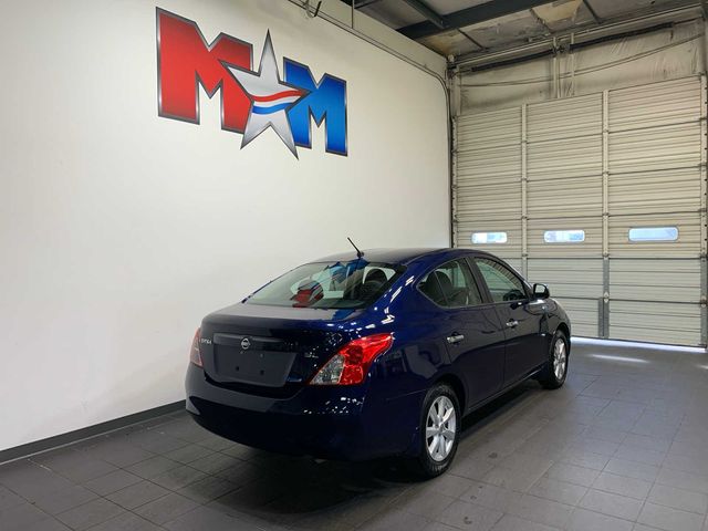 2012 Nissan Versa SL