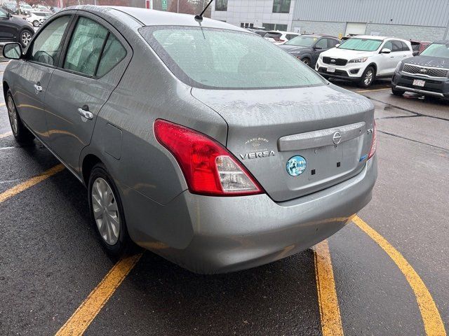 2012 Nissan Versa SV