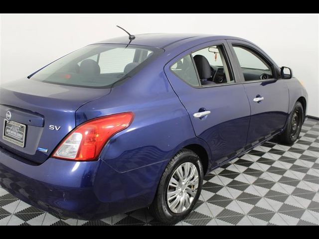 2012 Nissan Versa SV