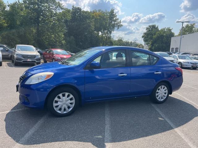 2012 Nissan Versa SV