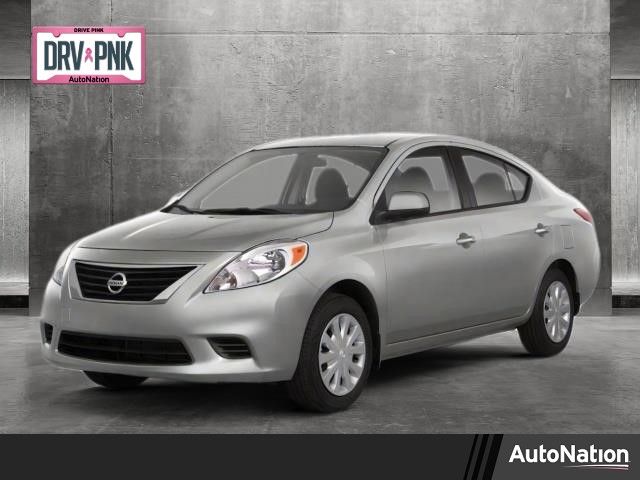 2012 Nissan Versa SV