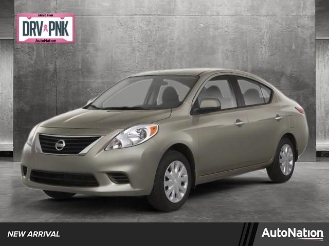 2012 Nissan Versa SV