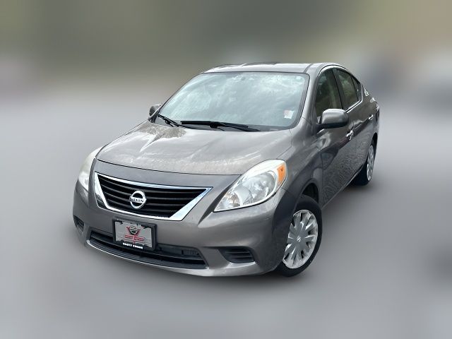 2012 Nissan Versa SV