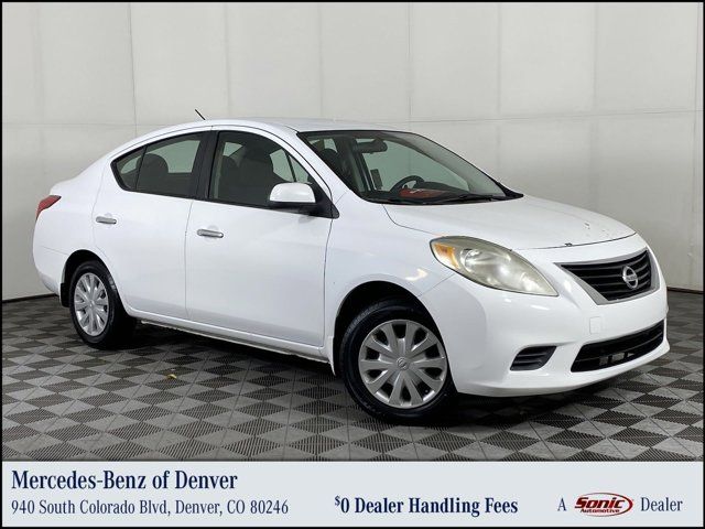 2012 Nissan Versa SV