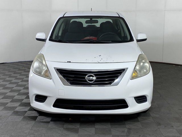 2012 Nissan Versa SV