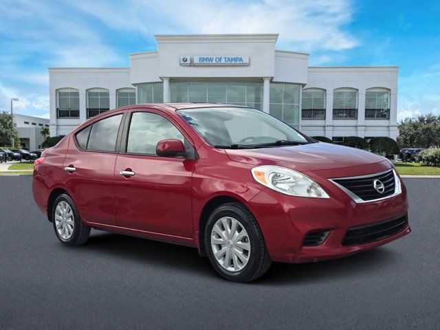 2012 Nissan Versa SV