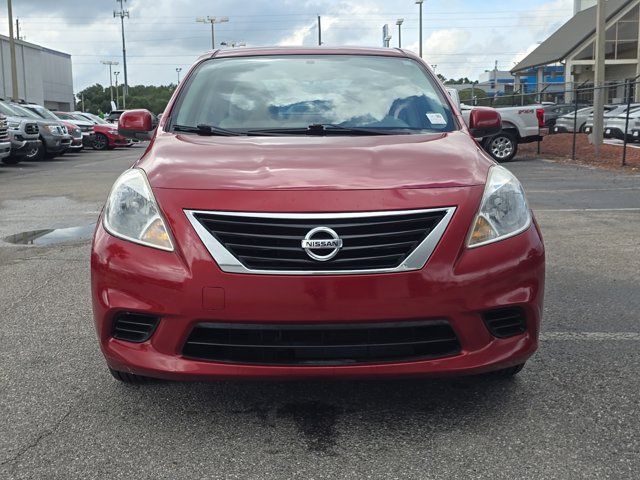 2012 Nissan Versa SV