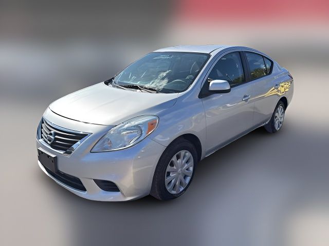 2012 Nissan Versa SV