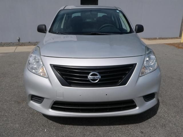 2012 Nissan Versa S