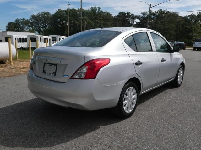 2012 Nissan Versa S