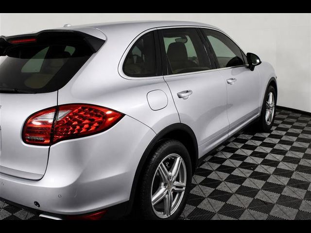 2012 Porsche Cayenne Base