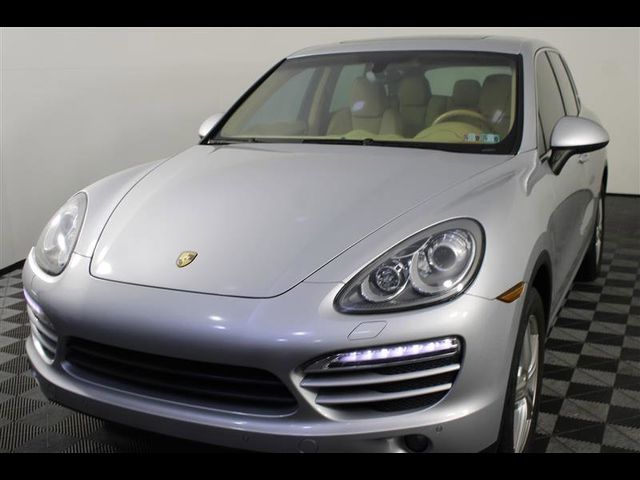 2012 Porsche Cayenne Base